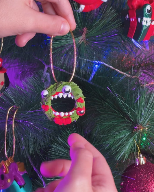 Christmas Wrath, wreath Mimic